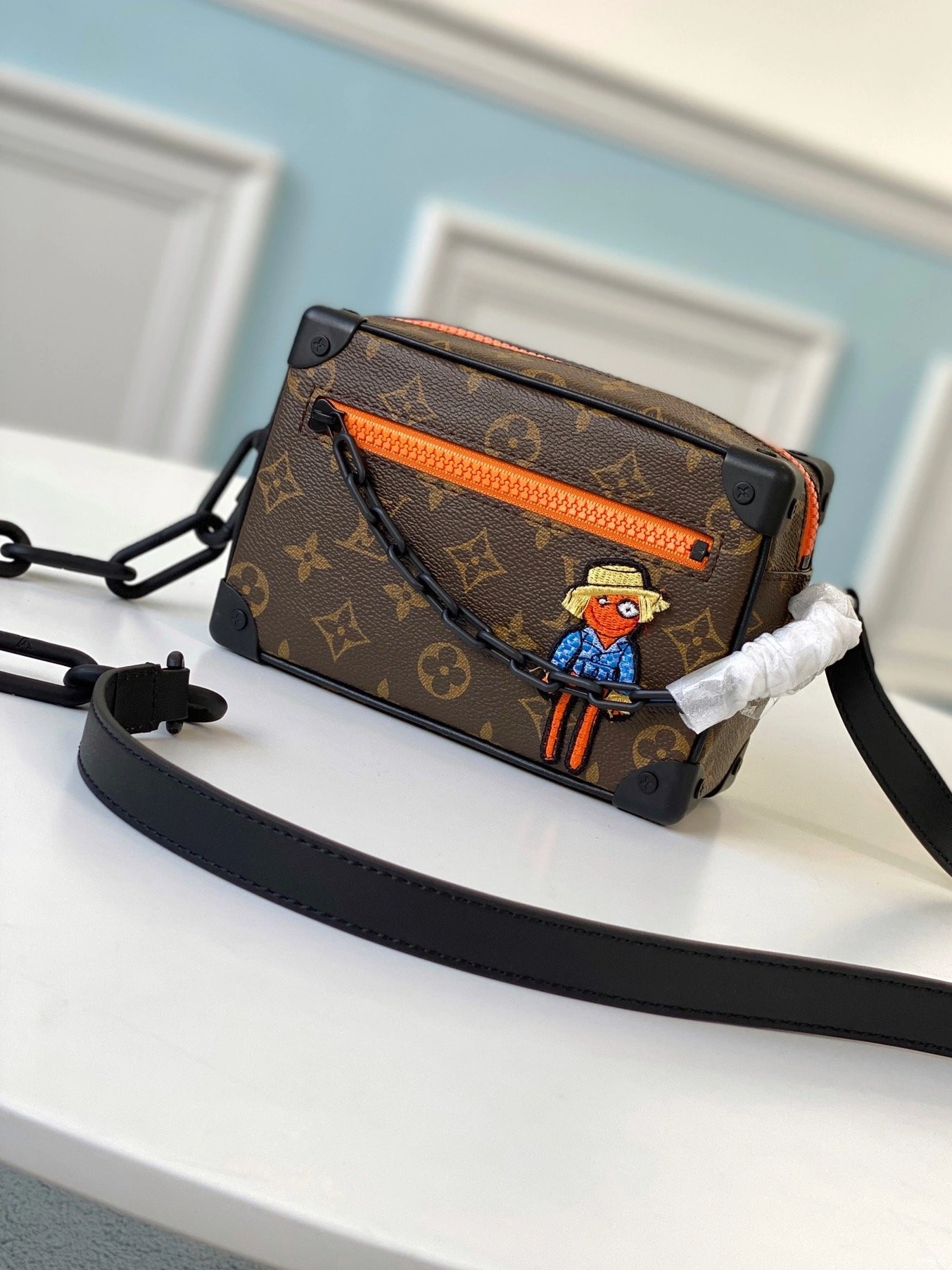 VUITTON SOFT TRUNK LOUIS 0816